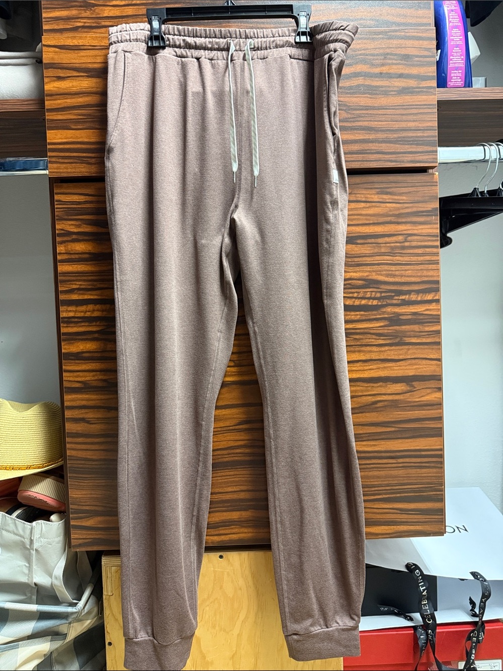 Vuori Brown Taupe Drawstring Joggers